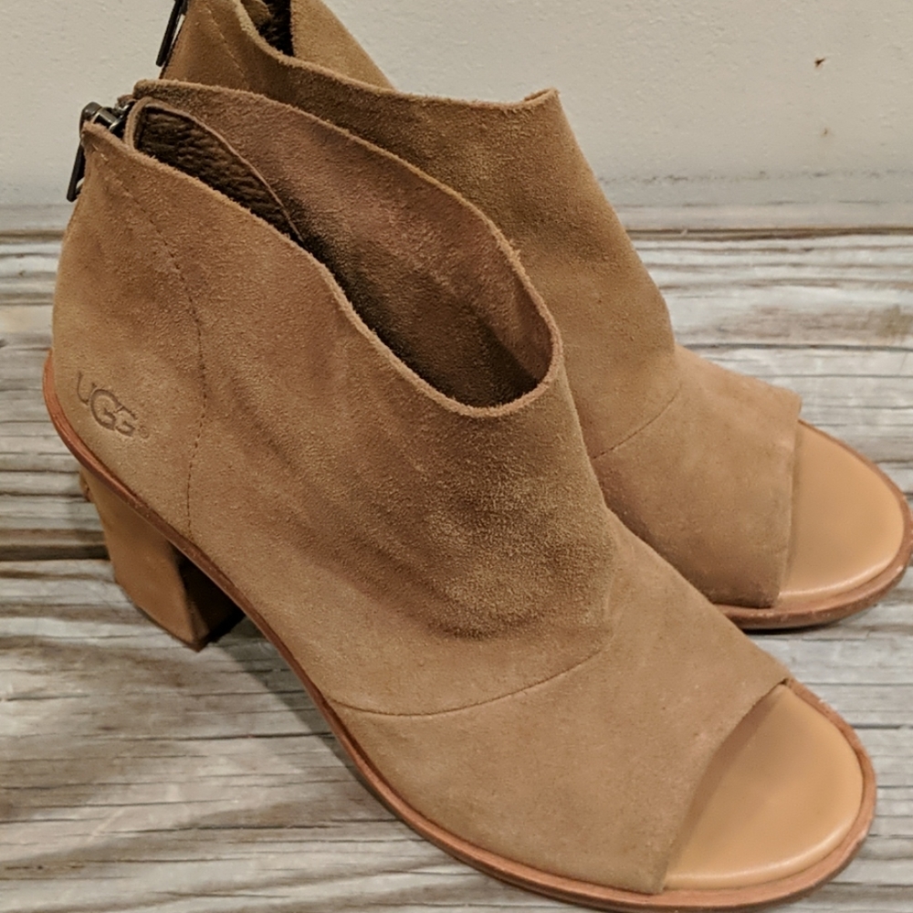 UGG Camel SUEDE PEEP TOE ANKLE BOOT--Size 7